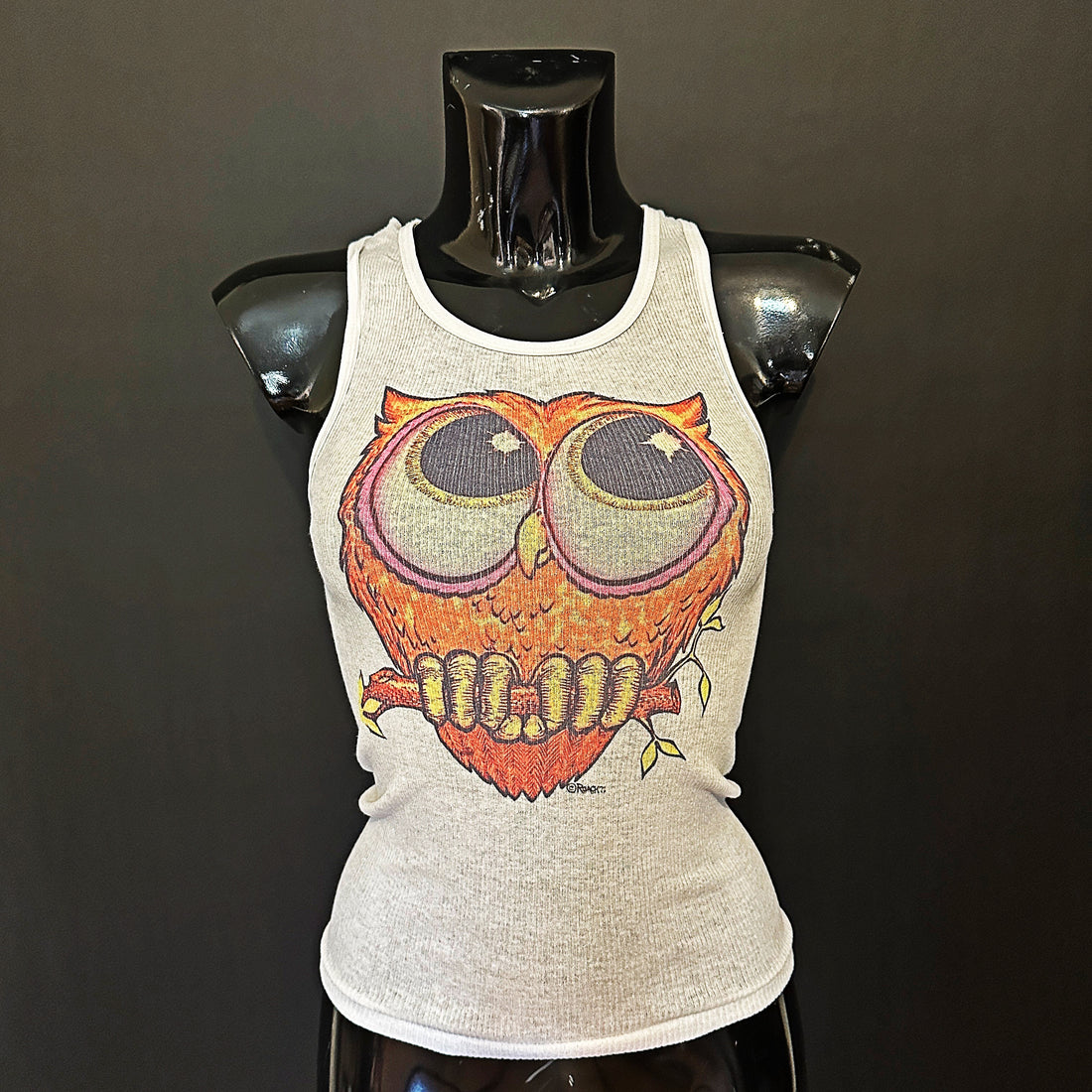 BIG EYES TANK